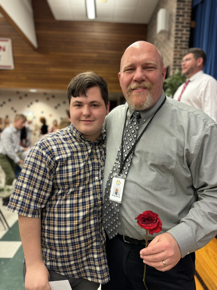 Heartwarming Tradition Introduced at 8th Grade Awards Ceremony ...